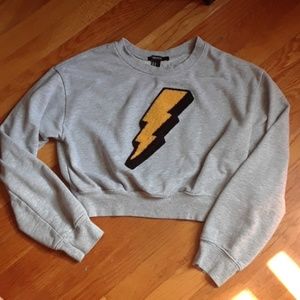 3/$12 Forever21 Cropped Sweatshirt Size M